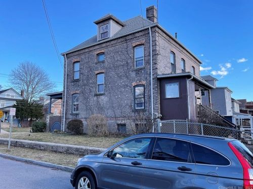 331 Ocean Ave, United States Coast Guard Ac, CT 06320 exterior