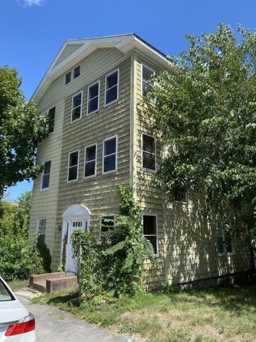 30 Cohasset St, Worcester, MA 01604 exterior