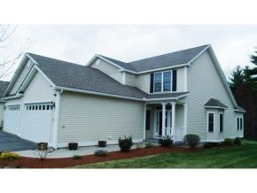 82 Old Stage Rd, Litchfield, NH 03052 exterior