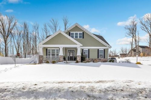 7 Fox Run Ln, Seymour, CT 06483 exterior