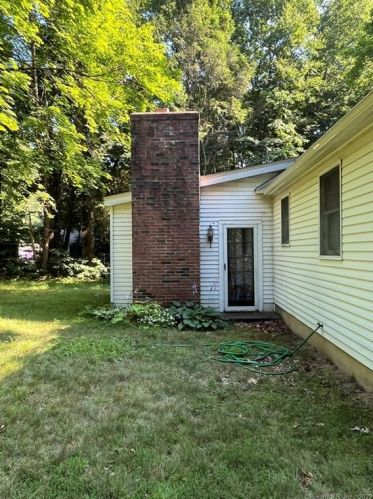 232 Hidden Lake Rd, Higganum, CT 06441 exterior