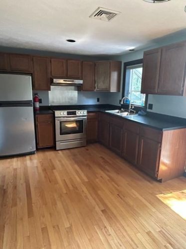 10 Bayview Dr, Exeter, RI 02822 exterior