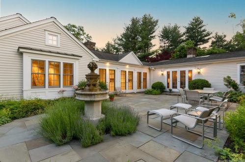 90 Mill Hill Ln, Southport, CT 06890 exterior