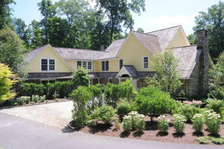 48 Chestnut Woods Rd, West Redding, CT 06896 exterior