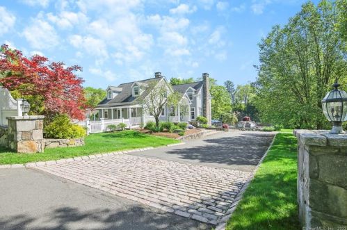 418 Salem Rd, Ridgefield, CT 06877 exterior