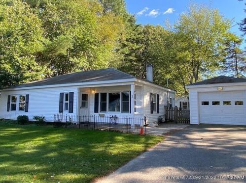 3 Castine Dr, Brunswick, ME 04011 exterior