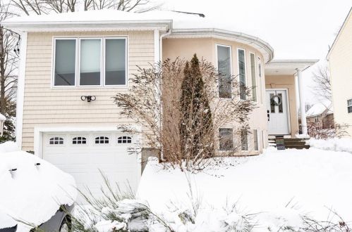 54 Warner Ave, Middletown, CT 06457 exterior