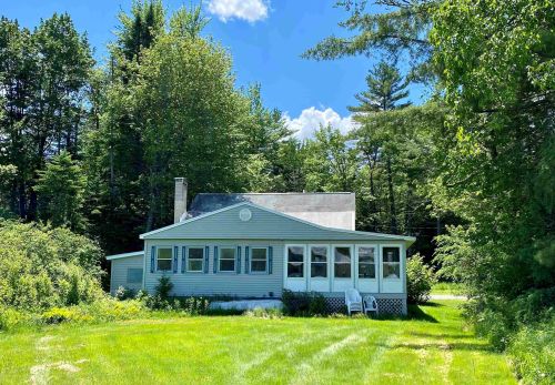80 Mirror Lake Rd, Dalton, NH 03598 exterior