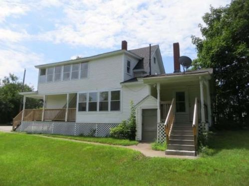 73 Maple St, Rochester, NH 03867 exterior