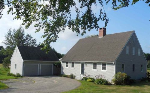 17 Deer Meadow Rd, Durham, NH 03824 exterior