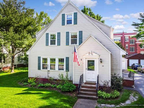 20 Morrill Ave, Waterville, ME 04901 exterior