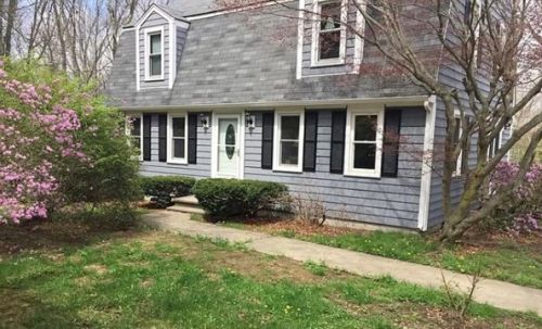 85 Acorn Rd, Wrentham, MA 02093 exterior