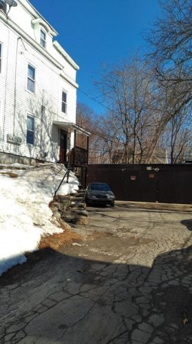 10 King St, Worcester, MA 01610 exterior