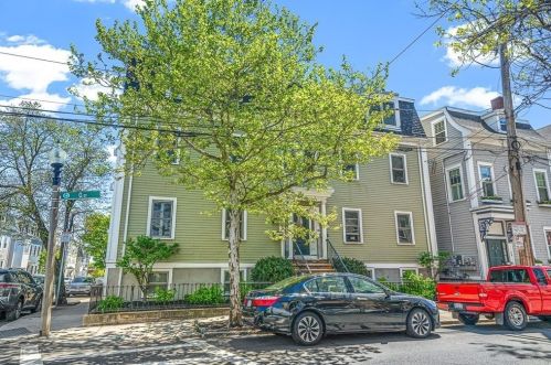 48 G St, Roxbury-Xing, MA 02127 exterior