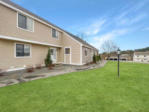 87 Pendleton Ln, Londonderry, NH 03053 exterior