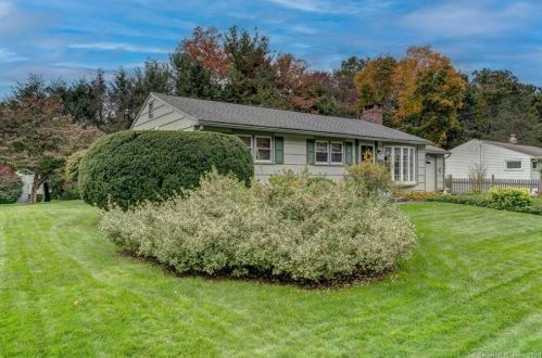 140 Torcon Dr, Torrington, CT 06790 exterior