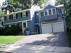 234 Woodcliff Rd, Newton, MA 02461 exterior