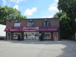 1194 Walnut St, Newton, MA 02461 exterior