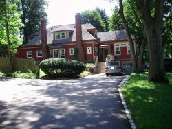 1277 Walnut St, Newton, MA 02461 exterior