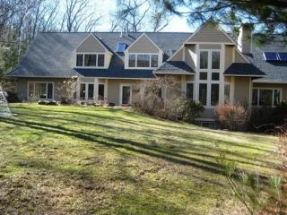 213 Sandy Pond Rd, Lincoln Center, MA 01773 exterior