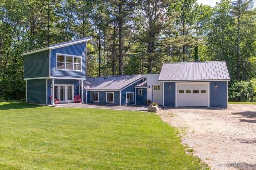51 Maurice Ave, Thomaston, ME 04861 exterior