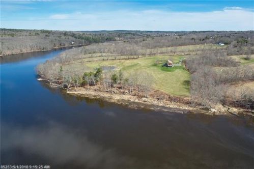 715 Friendship Rd, Waldoboro, ME 04572 exterior