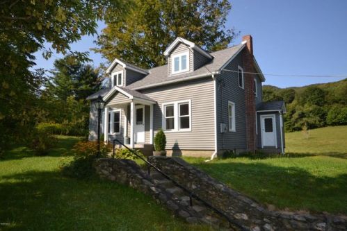 2127 Hancock Rd, Hancock, MA 01237 exterior