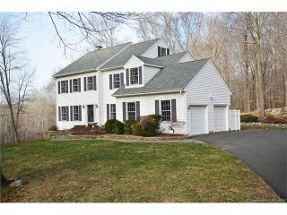 58 Fawn Hill Rd, Deep River, CT 06419 exterior