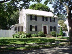 48 Fessenden St, Newton, MA 02460 exterior