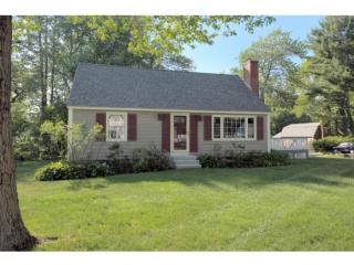 28 Milbern Ave, Hampton, NH 03842 exterior