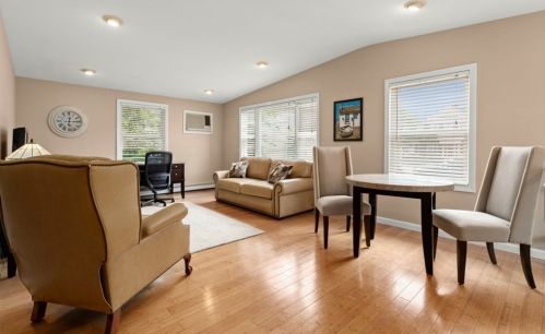 22 Lynn St, Peabody, MA 01960 exterior