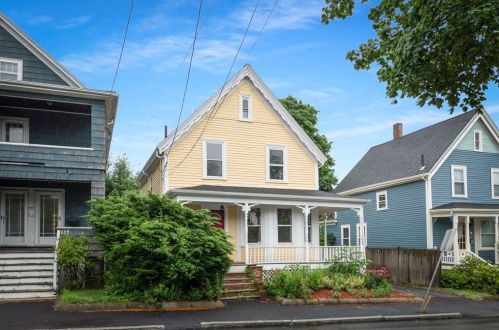 257 Burrill St, Swampscott, MA 01907 exterior