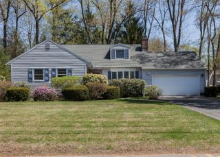 101 Osceola Ln, Springfield, MA 01106 exterior