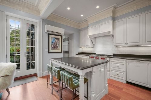 66 Mount Vernon St, Roxbury Xing, MA 02135 exterior
