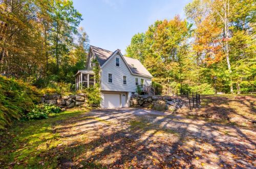 59 Wilmot Rd, Wilmot, NH 03287 exterior