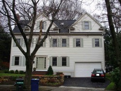 11 Bunny Cir, Newton, MA 02458 exterior