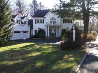 383 West Ln, Ridgefield, CT 06877 exterior