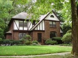 15 Southwick Rd, Newton, MA 02468 exterior