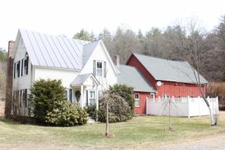 1324 Route 106, Reading, VT 05062 exterior