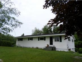 174 Sand Hill Rd, Castleton, VT 05735 exterior