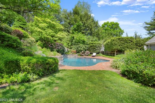 36 Copper Beech Rd, Greenwich, CT 06830 exterior