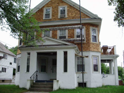 23 Broadway Ter, Newton, MA 02460 exterior