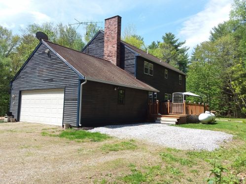 45 Old County Rd, Jefferson, ME 04348 exterior