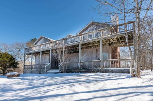 17 Narragansett Ave, Edgartown, MA 02539 exterior