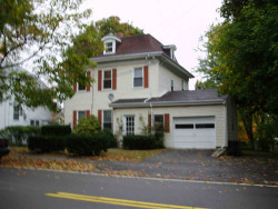 118 Langley Rd, Newton, MA 02459 exterior