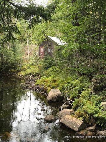4 Sumner Ln, Parsonsfield, ME 04047 exterior
