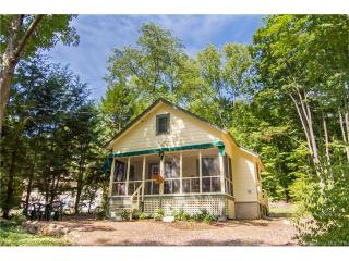 159 Wakefield Blvd, Winsted, CT 06098 exterior