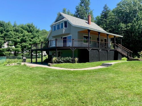 86 Sahagian Rd, Belgrade, ME 04917 exterior