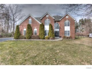 12 Independence Dr, Huntington, CT 06484 exterior