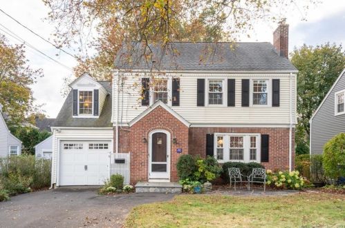 485 Fern St, Hartford, CT 06107 exterior